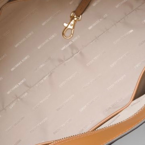 NWT🎁 Michael Kors Whitney Large Tote - Picture 5 of 6